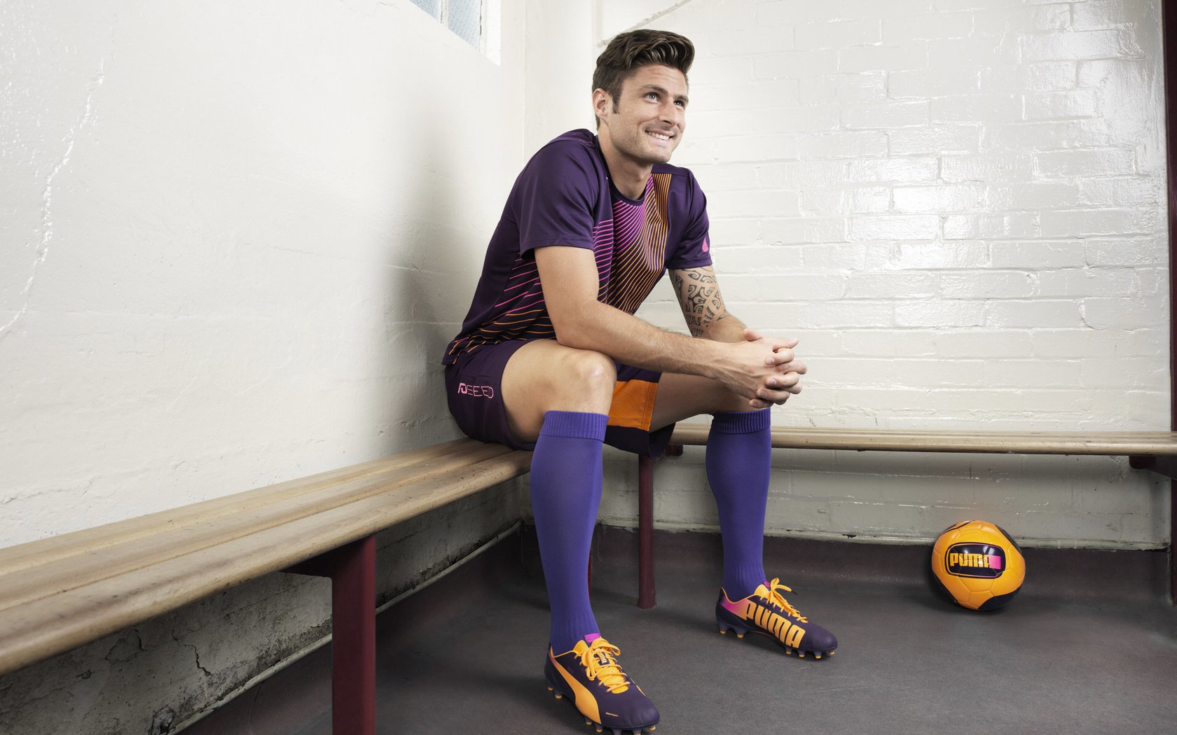 _雄鹿队稳定发挥，字母哥三双助威_，雄鹿字母哥上场吗