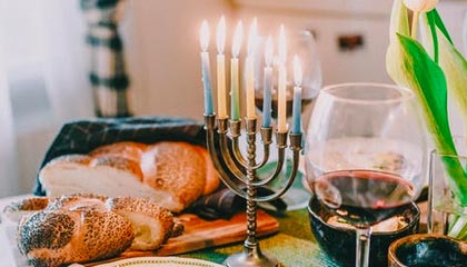 九游娱乐(jiuyou)官网-中国足球职业俱乐部强化教练团队梯队构建，足球队教练组架构